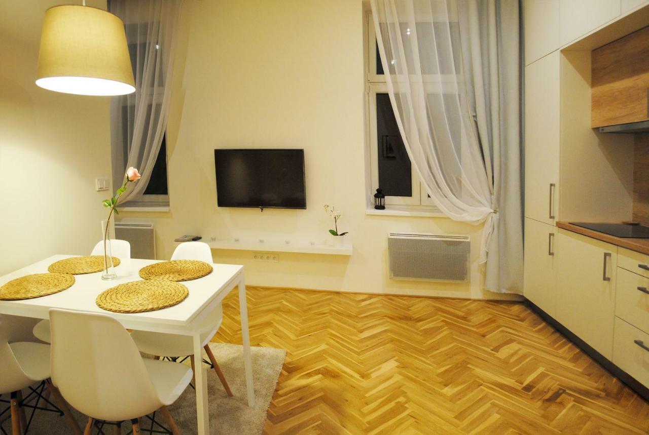 Apartments Centre In Style オロモウツ エクステリア 写真
